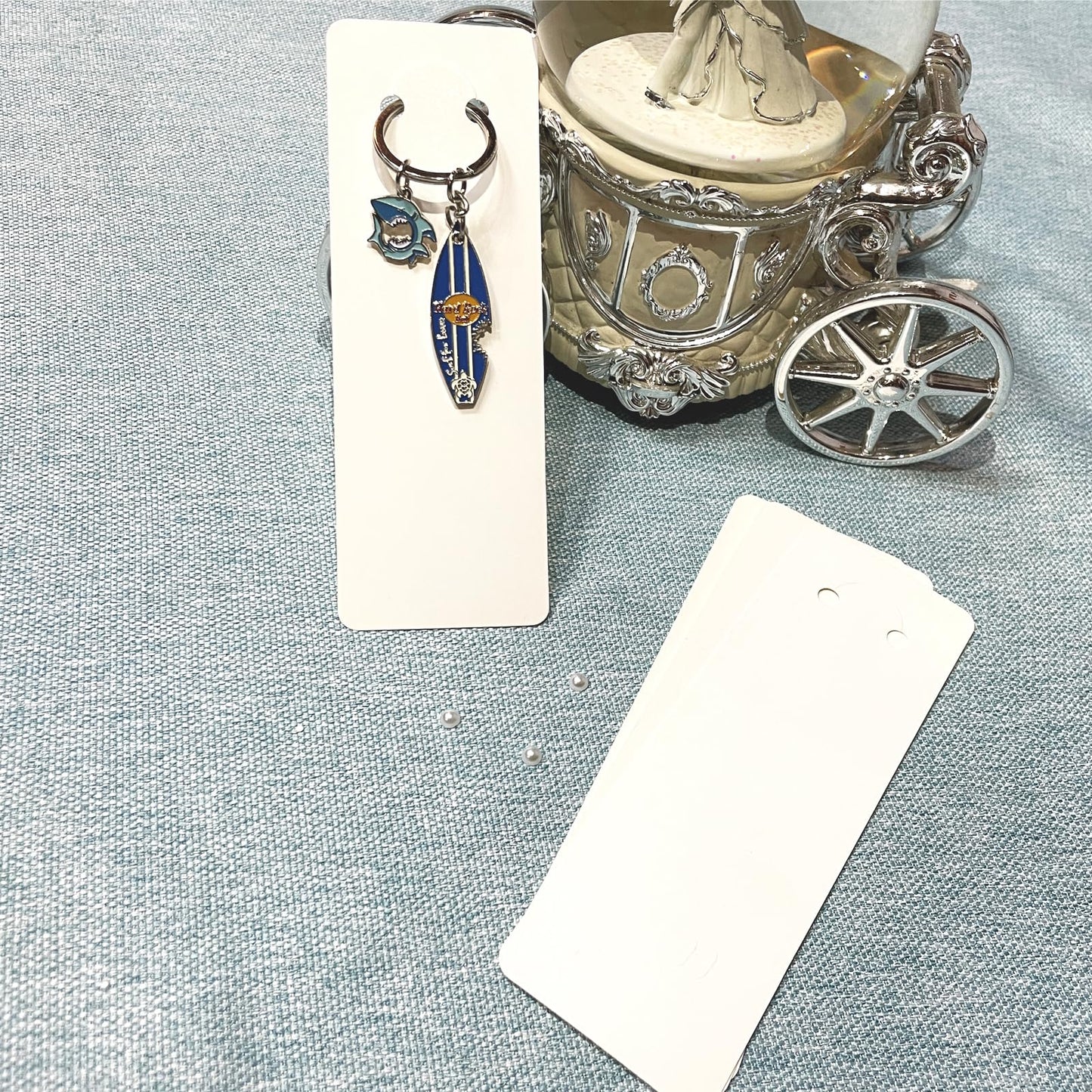 SHOLIFAS 120 Set Keychain Display Card with Self-Sealing Bags, Keychain Packaging Keyring Jewelry Holder Display (White 5.9X2inch)