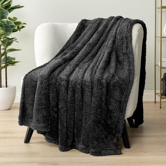 Pavilia Sherpa Bed Blanket King Size, Black Plush Soft Cozy Fluffy Lightweight Microfiber Fuzzy All Season Blanket, 90x108 King