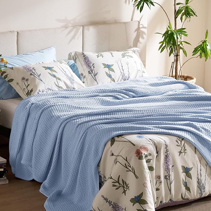 Bedsure 100% Cotton Blanket Queen Size for Bed - Breathable and Soft, Waffle Weave Blanket for Summer Spring, Sky Blue, 90x90 Inches