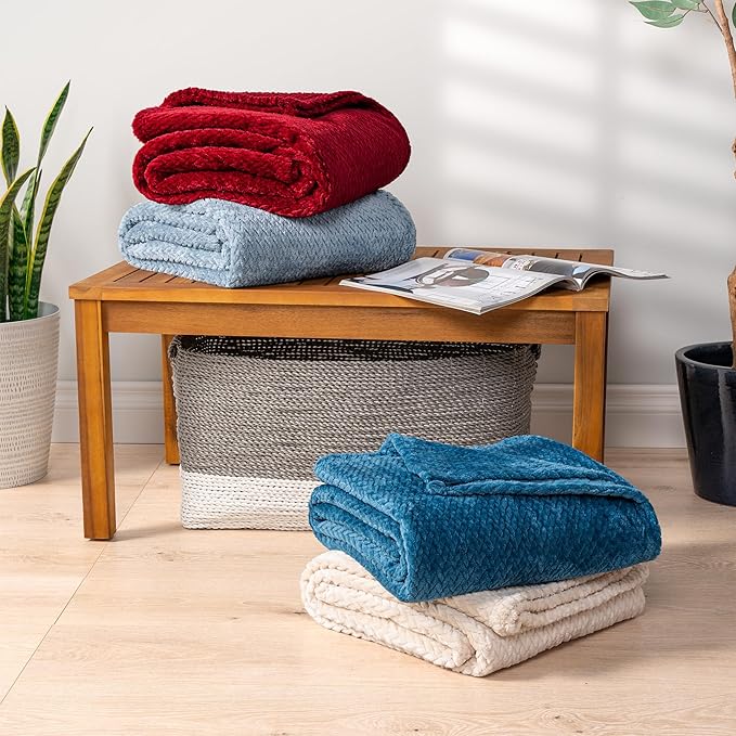 PAVILIA Soft Fleece Teal Blue Throw Blanket for Couch, Lightweight Plush Warm Blankets for Bed, Fuzzy Cozy Flannel Blanket Throw for Sofa, Travel, Jacquard Pattern, Teal Blue, 50x60 inch