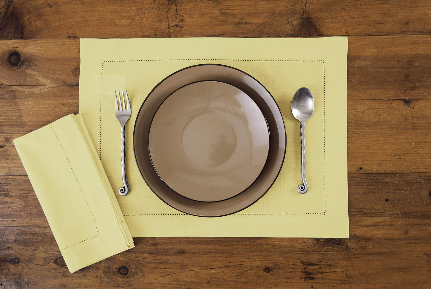 Solino Home Yellow Placemats Set of 4 - Cotton Linen Hemstitch Placemats 14 x 19 Inch for Spring, Summer, Mothers Day