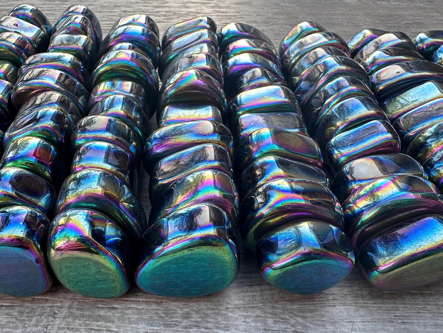 GAF TREASURES 5 Pcs Rainbow Magnetic Hematite Tumbled Stones, Polished Natural Rainbow Magnetic Hematite Gemstone, Rainbow Magnetic Hematite Healing Crystals (Rainbow Magnetic Hematite)