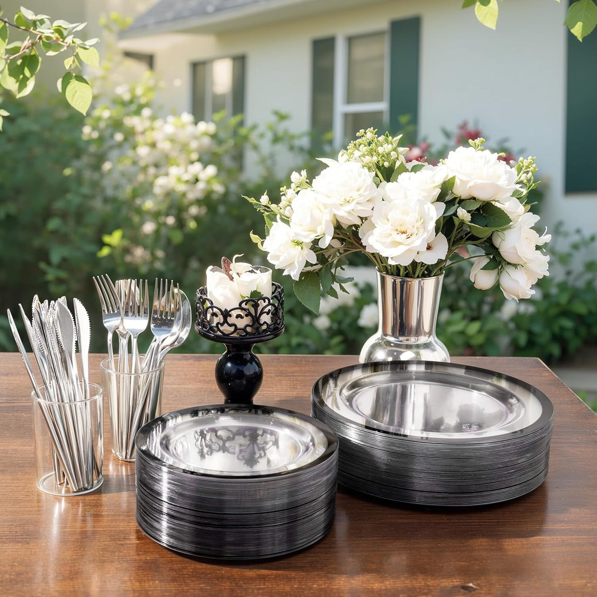 U-QE 200 Pcs Black Plastic Plates for Party - Black Plates Disposable Heavy Duty - Include 100 Dinner 10'' & 100 Dessert 7'', Perfect for Party & Wedding (Heavyweight)