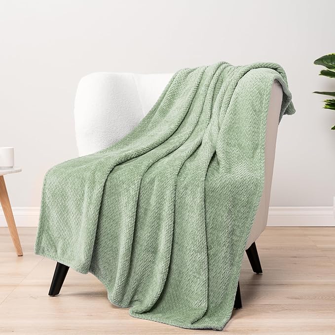 PAVILIA Soft Fleece Light Green Throw Blanket for Couch, Lightweight Plush Warm Blankets for Bed, Fuzzy Cozy Flannel Blanket Throw for Sofa, Travel, Jacquard Pattern, Sage Green, 50x60 inch