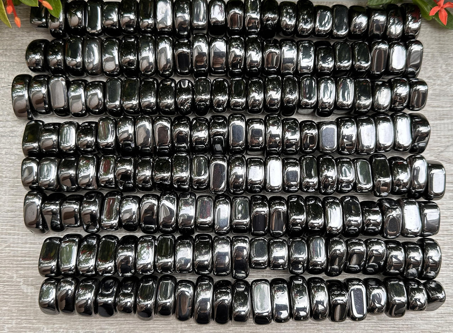 GAF TREASURES 5 Pcs Magnetic Hematite Tumbled Stones, Polished Natural Gemstone, Healing Crystals