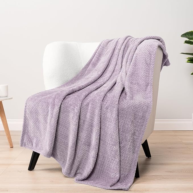 PAVILIA Soft Fleece Lavender Lilac Throw Blanket for Couch, Lightweight Plush Warm Blankets for Bed, Fuzzy Cozy Flannel Blanket Throw for Sofa, Travel, Jacquard Pattern, Light Purple, 50x60 inch