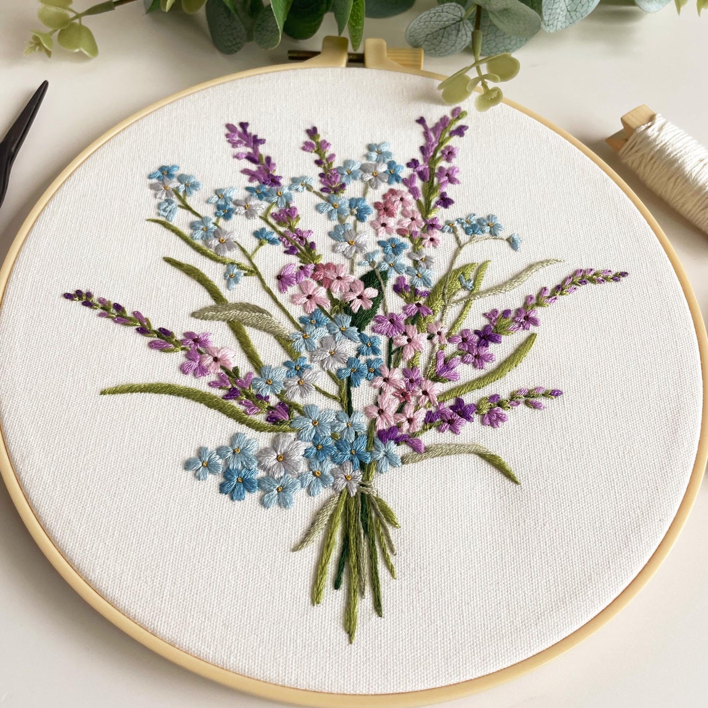 Myfelicity Embroidery Kit, 4 Flower Pattern Embroidery Set with 4 Patterns and 2 Hoops, Adult and Beginner Needlepoint Kit with Embroidery Floss, Needles, Cotton Fabric and Instructions…