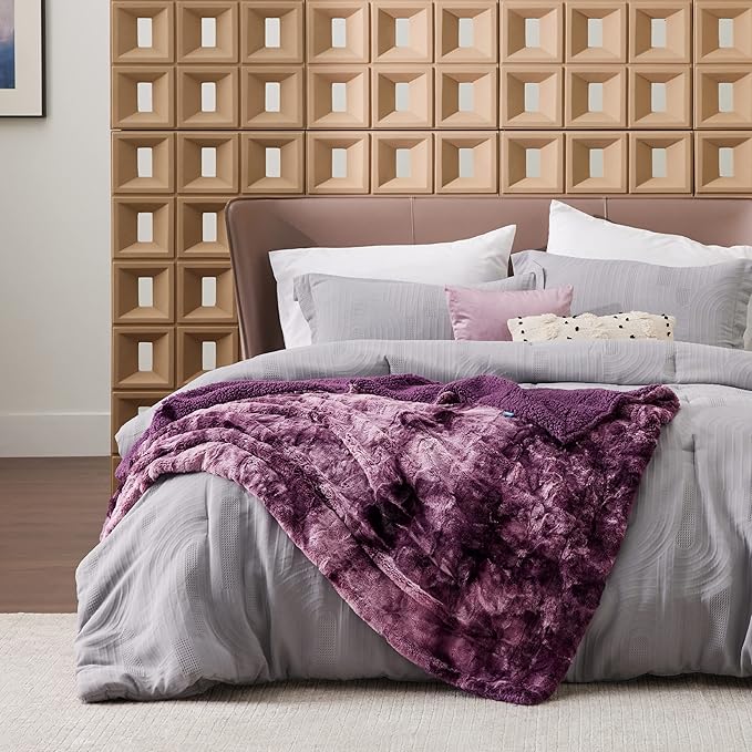Bedsure Sherpa Blanket - Soft, Fuzzy & Fluffy Faux Fur - Warm, Cozy Throw Blanket for Couch, Sofa and Bed, Tie Dye Design, Purple, 50x60 Inches