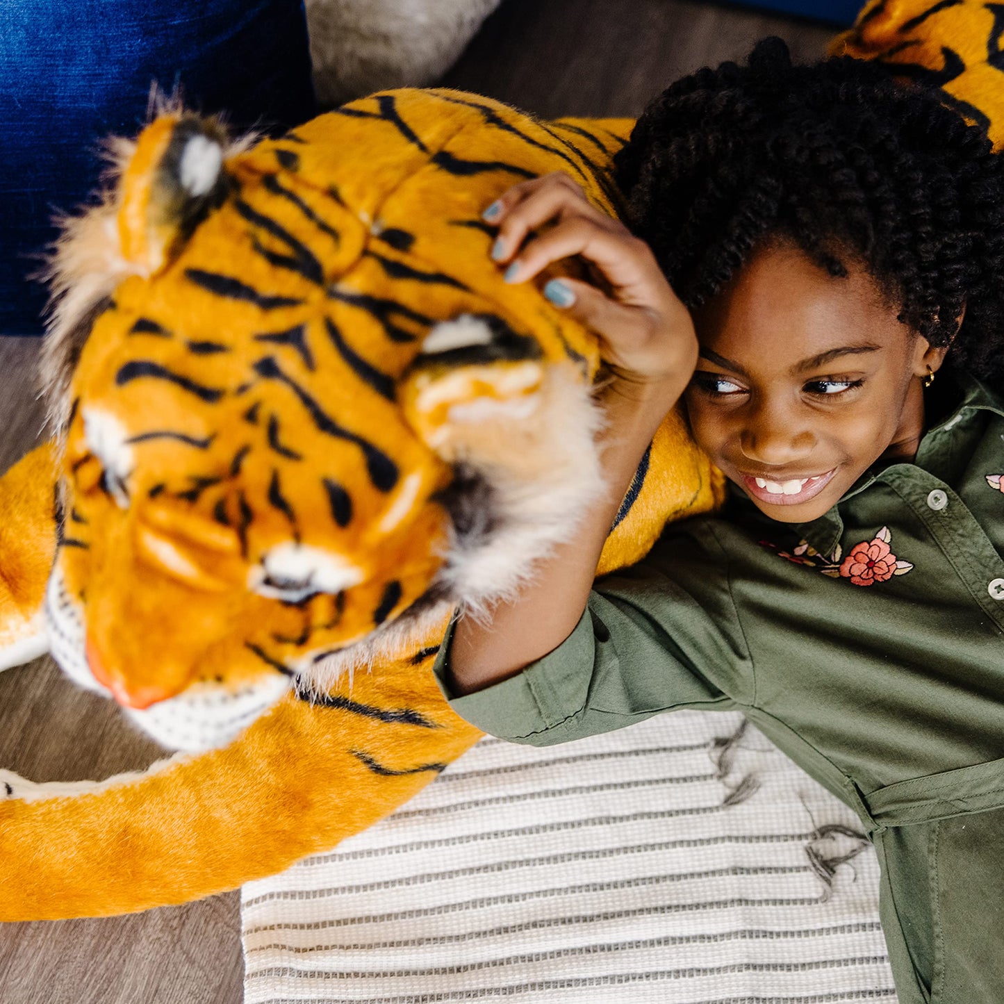 Melissa & Doug Giant Tiger - Lifelike Stuffed Animal (Over 5 feet Long)