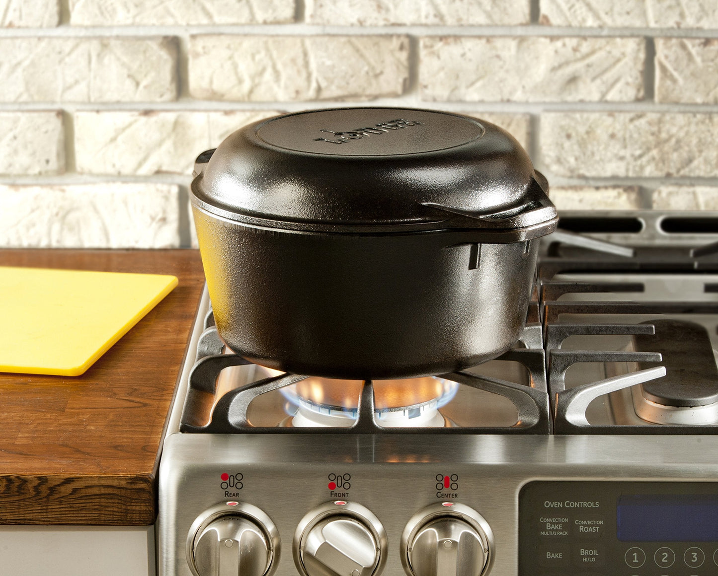Lodge Cast Iron Double Dutch Oven - Pre-Seasoned 2-in-1 Cast Iron Cookware - Pot & Skillet Combo - Even Heat Retention - Oven-Safe, Versatile Pot - 5 Quart