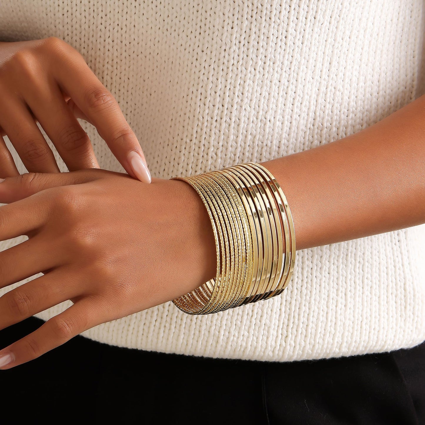 AYWFCBF Gold Bracelets for Women, 20 Pcs Boho Stackable Bangles Multi Layer Textured Chunky Bracelets Jewelry Set for Women
