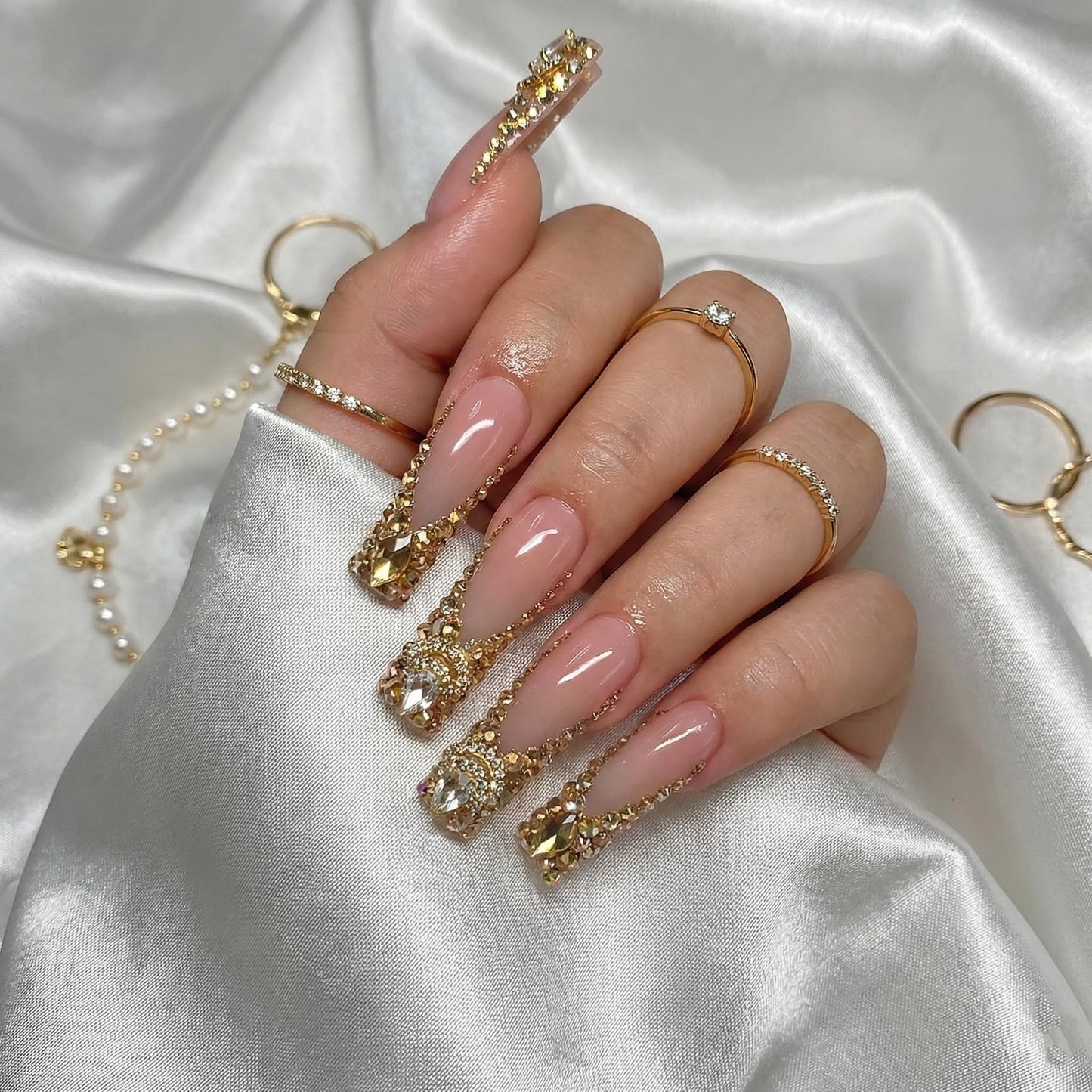 Square Press on Nails Long Fake Nails Gold Artificial Nail SEENEEY Rhinestones Sparkly Stick on Nail for Women 24pcs