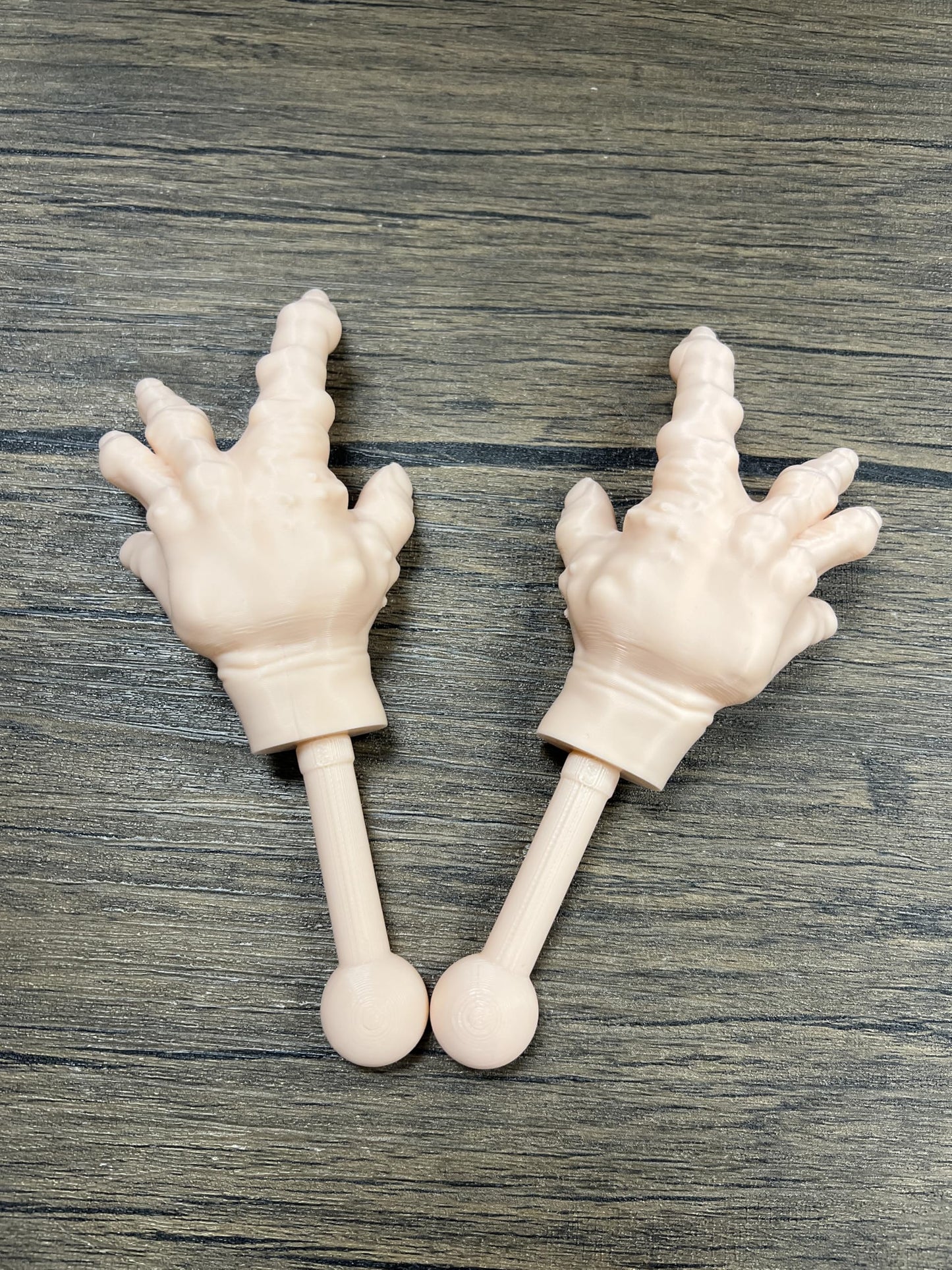 Munnygrubbers - 1 Pair Tiny Hands with Sticks - Mini Little Hand Stick Puppet - Halloween Costume - Strong Hand Prop - Scary Movies - Novelty Gift - TikTok Famous - (Creepy 1x Set)