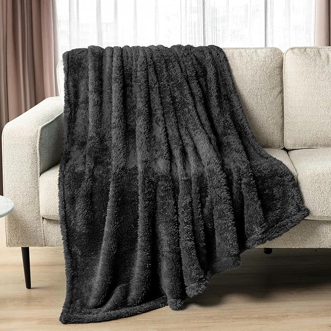 Pavilia Sherpa Bed Blanket Queen Size, Black Plush Soft Cozy Fluffy Lightweight Microfiber Fuzzy All Season Blanket, 90x90