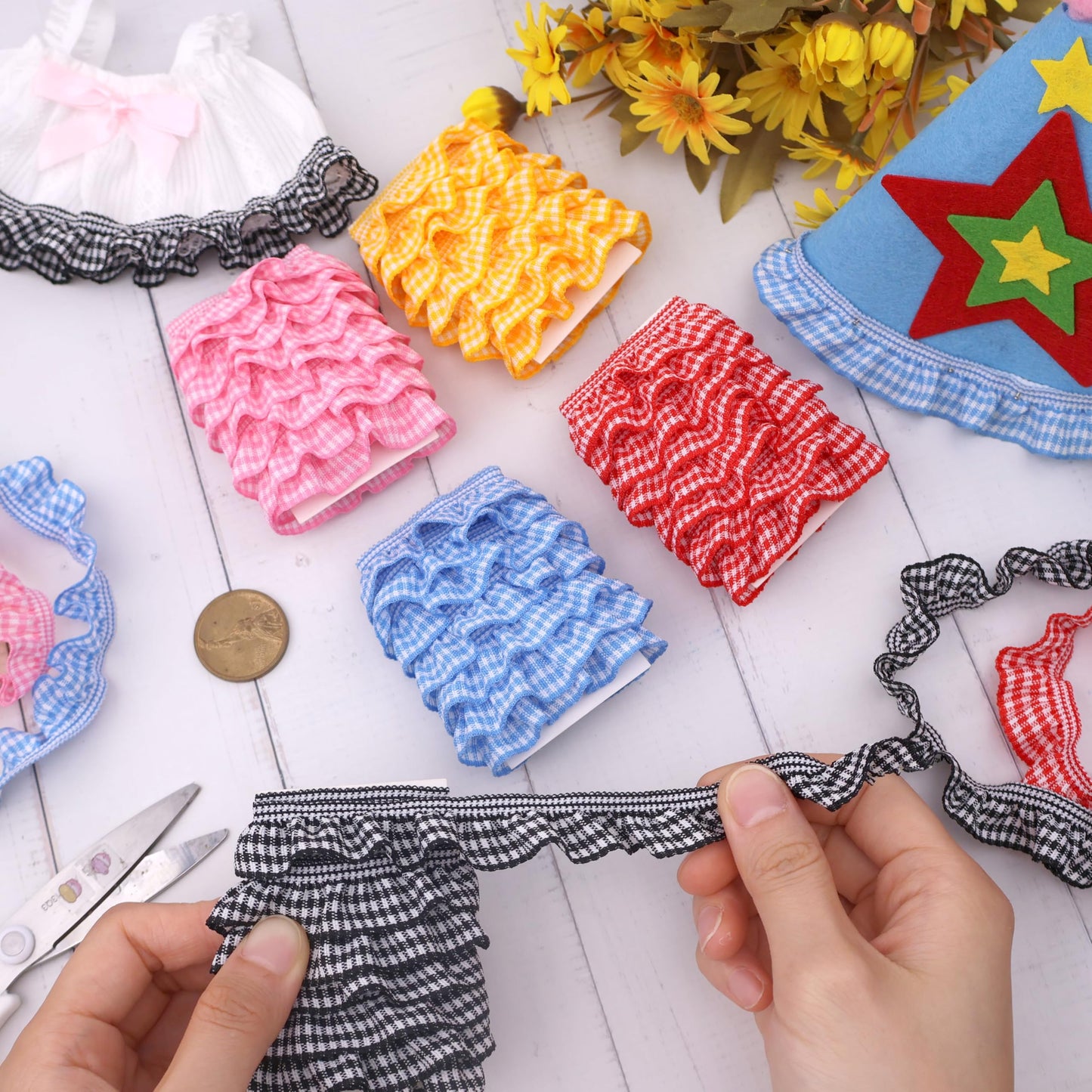10 Yards Elastic Pleated Gingham Ruffle Trim, 6/8 inch Tiny Stretchy Ruffles Narrow Ruffle Edge Mini Edge Trim Decoration for Clothes Crafts Doll