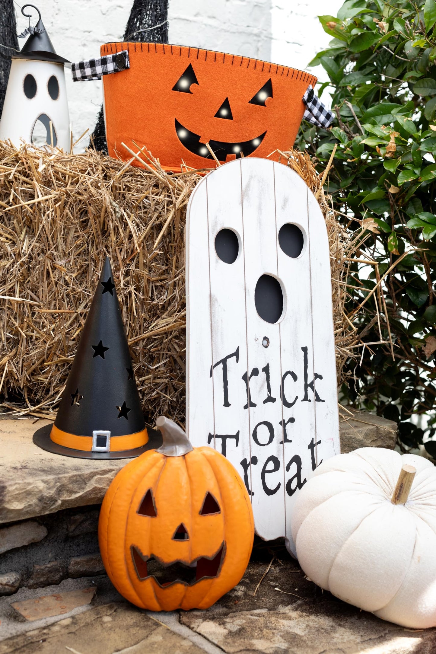 Mud Pie Halloween Tin Lanterns, Pumpkin, 10" x 7.5"
