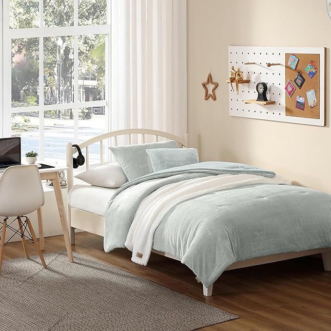 UGG Remina Twin Comforter Set 4 Piece Bed in a Bag with Throw Blanket, Decorative Pillow, Sham, and Reversible Comforter Hypoallergenic Washable Dorm Bedding, Twin XL, Blue Green Clear Creek
