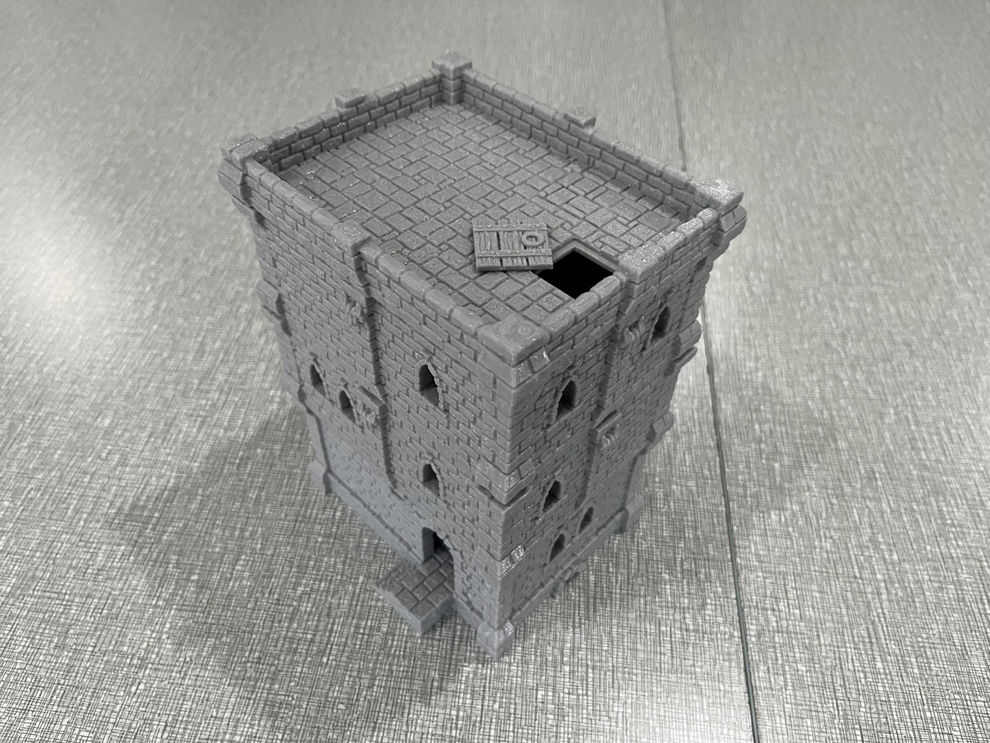 HAUTICO Medieval Castle Tabletop Terrain Set for 18mm & 28mm Miniatures – Paintable Wargame & Diorama Building Kit (3 Floors)