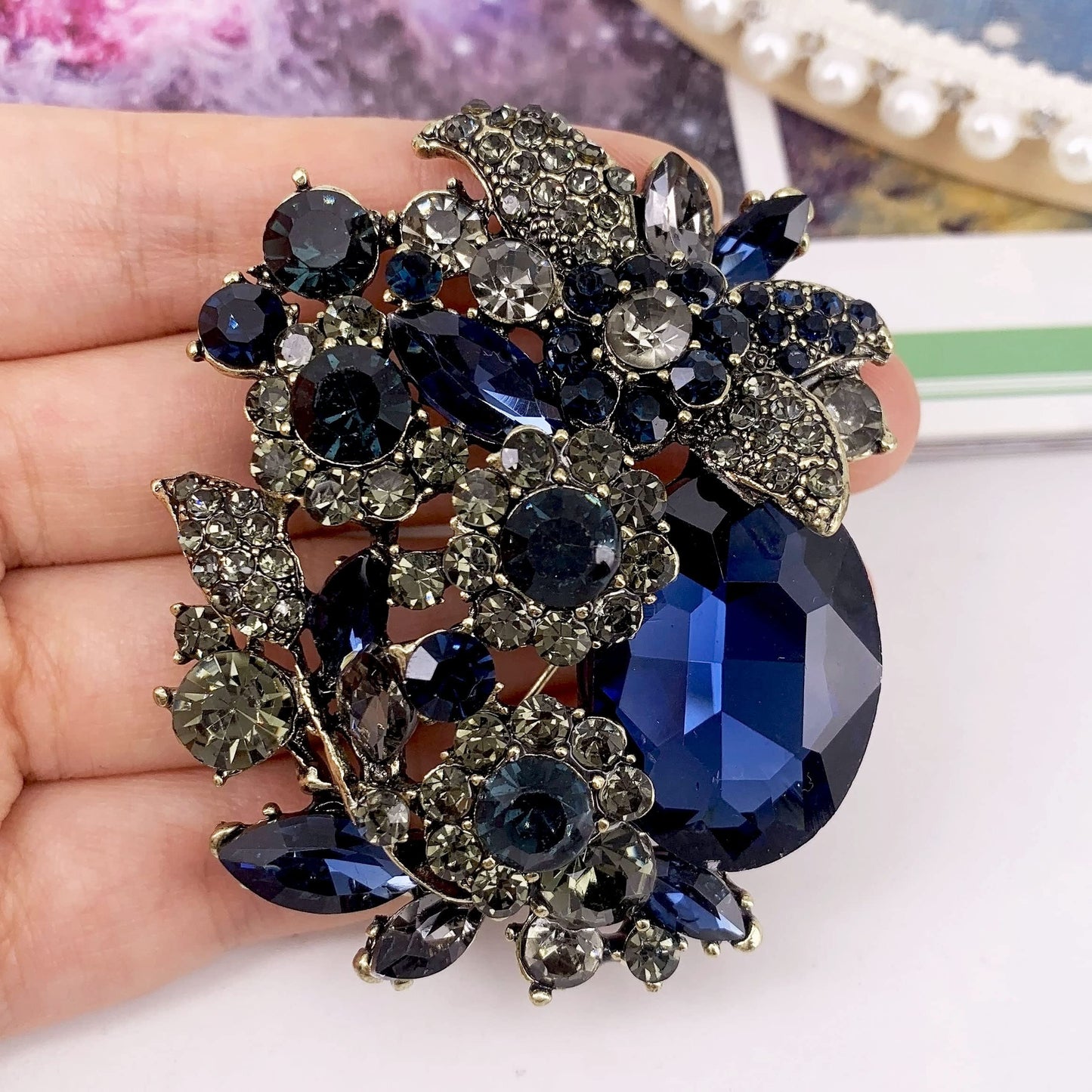 SELOVO Statement Blue Rhinestone Crystal Leaf Broach Brooch Pin Vintage Gold Tone