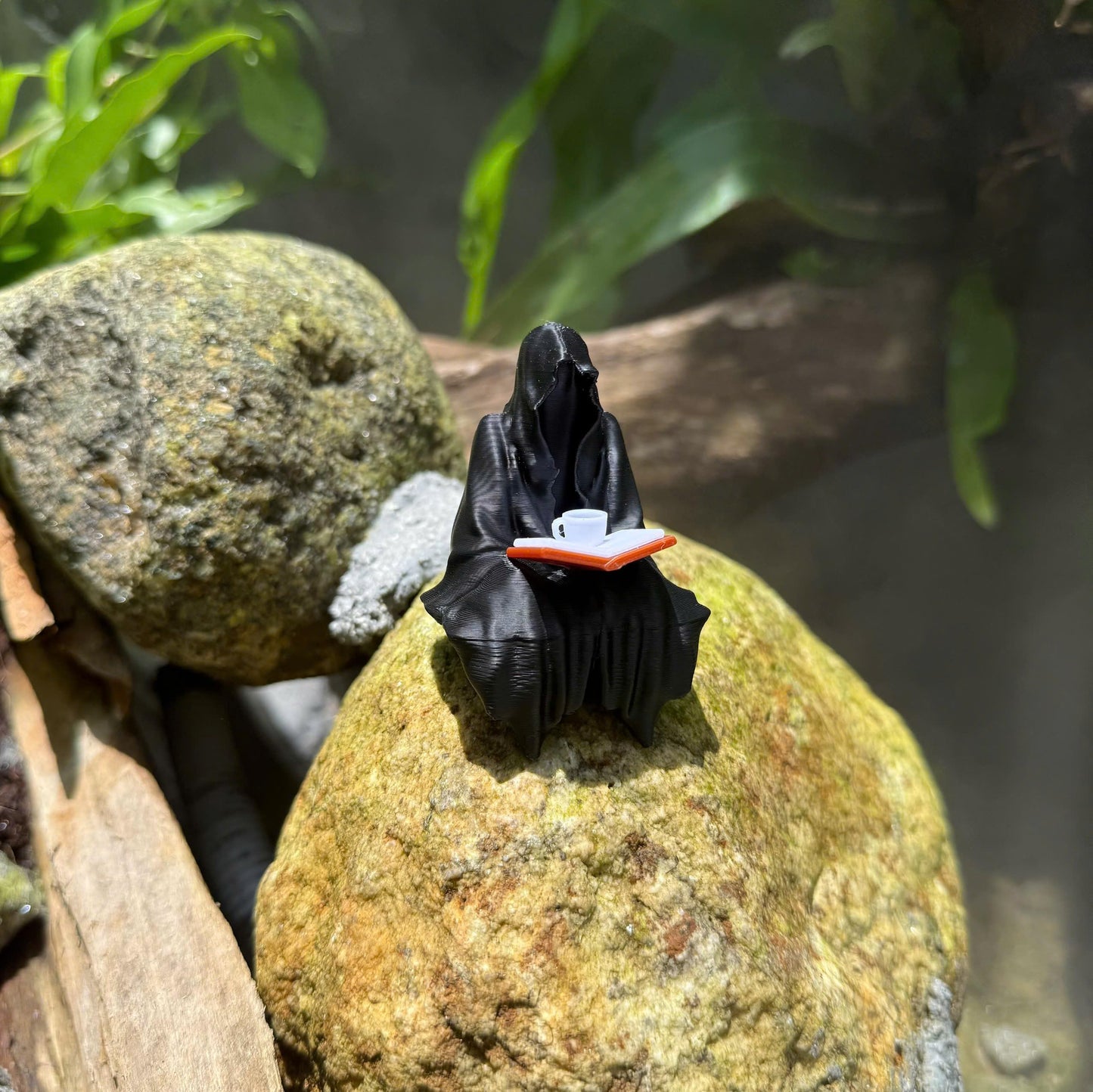 Grim Reaper Mini Figurine – Funny Halloween Decor for Coffee Fans – Gothic Desk Statue – 3D Printed Dark Humor Collectible for Office or Shelf