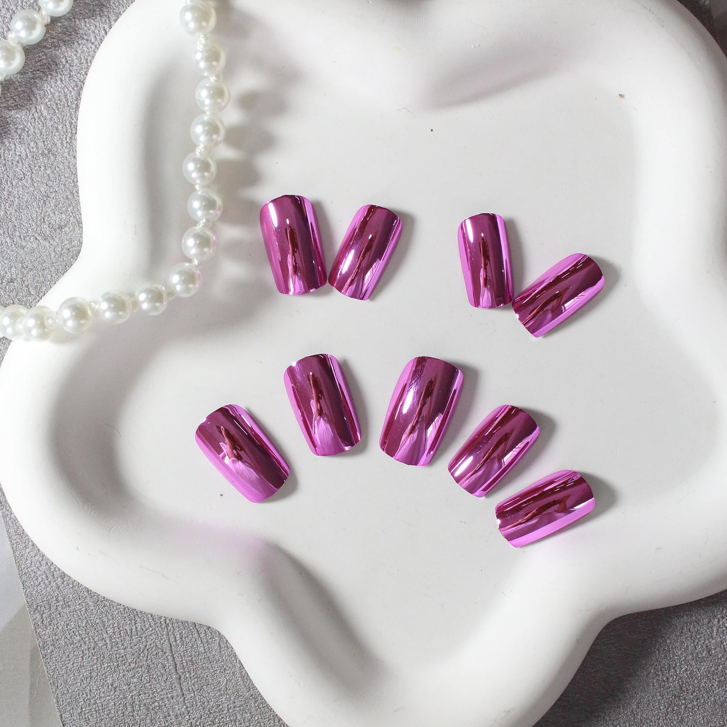 Purple Chrome Square Press on Nails Short Medium,KQueenest Mirror Metal Plating False Acrylic Nails Press Ons,Metallic Fake Nails,Glue on Nails Medium Length,Glossy Stick on Nails in 24PCS