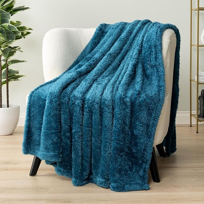 PAVILIA Sherpa Throw Blanket for Couch Sofa, Turquoise Teal Blue Fluffy Warm Plush Blanket for Bed, Cozy Super Soft Lightweight Throw, Fuzzy Decorative Blanket, All Season Home, 50x60