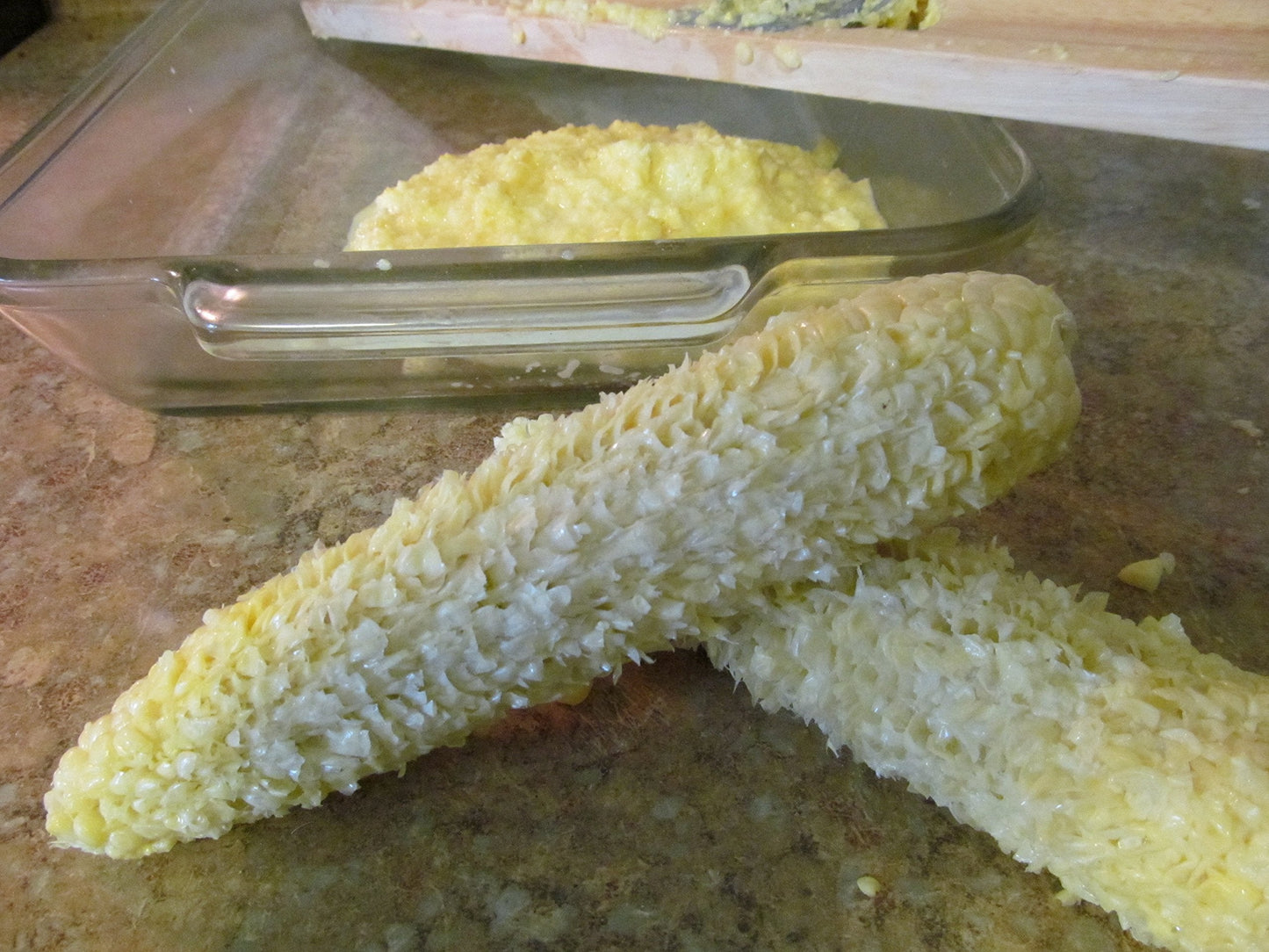 Lee's Original Wooden Corn Cutter and Creamer = Best Corn Tool For Removing Corn From The Cob