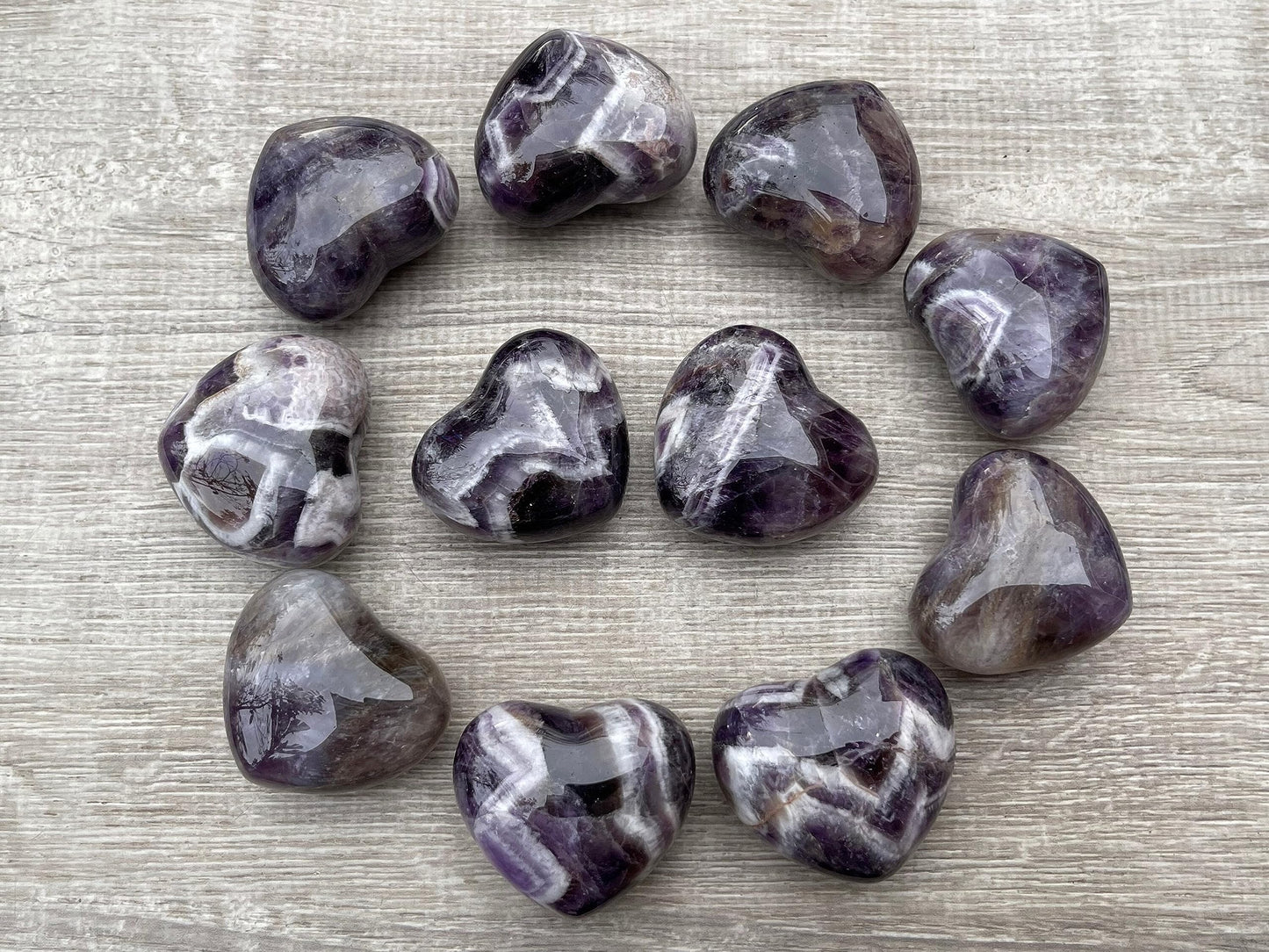 GAF TREASURES Chevron Amethyst Gemstone Hearts, Polished Chevron Amethyst Puffy Hearts, Chevron Amethyst Crystal Palm Stone, Chevron Amethyst Healing Crystal Hearts (1 Heart)