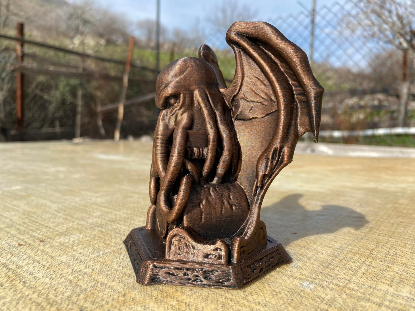 Cthulhu Eldritch Horror Figurine - Hand-Painted Lovecraftian Mythos Statue – Unique Gothic Home & Office Decor – Tabletop RPG & Fantasy Collector’s Gift