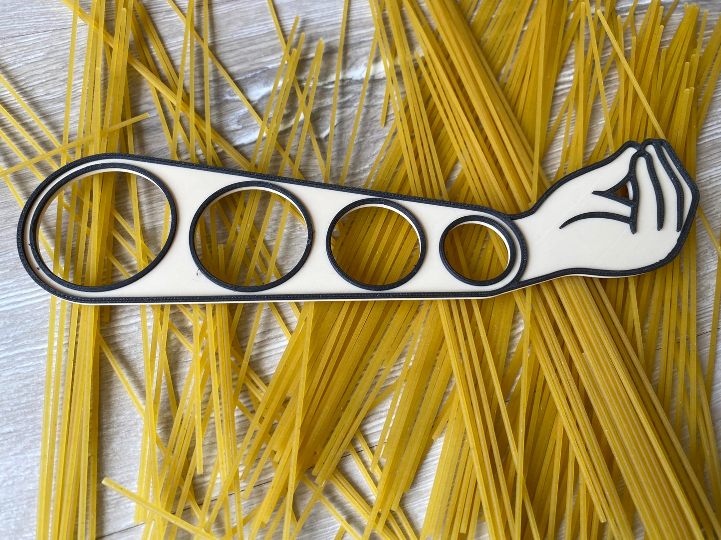 Italian Hand Gesture Spaghetti Portion/Measure Tool - Accurate Pasta Serving Size Guide, Unique Kitchen Gadget, Pasta Portion Tool