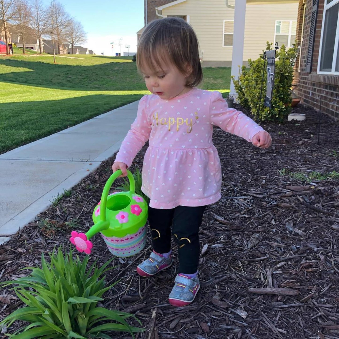 Melissa & Doug Sunny Patch Pretty Petals Flower Watering Can - Pretend Play Toy