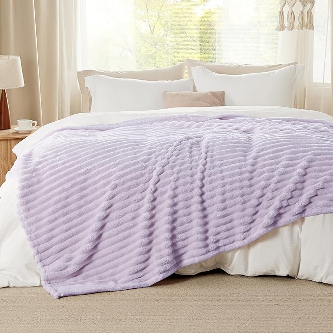 Bedsure Lavender Fog Fleece Blanket for Couch&King Size Blanket for Bed,108x90 Inches
