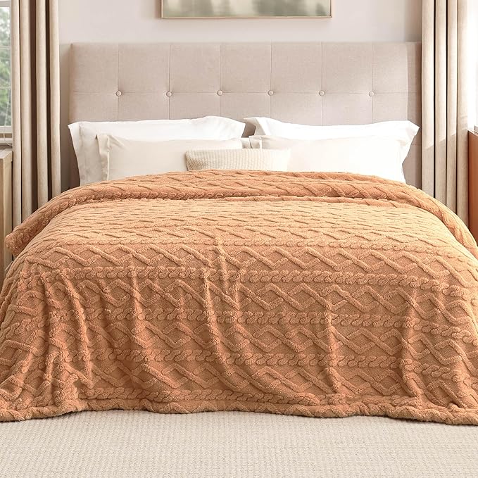Bedsure Sherpa King Size Blanket for Bed- GentleSoft Fleece Fluffy & Cozy Cable Jacquard Tufted for Women Gift, Thick and Warm Blankets for Winter, Light Brown, 108x90 Inches