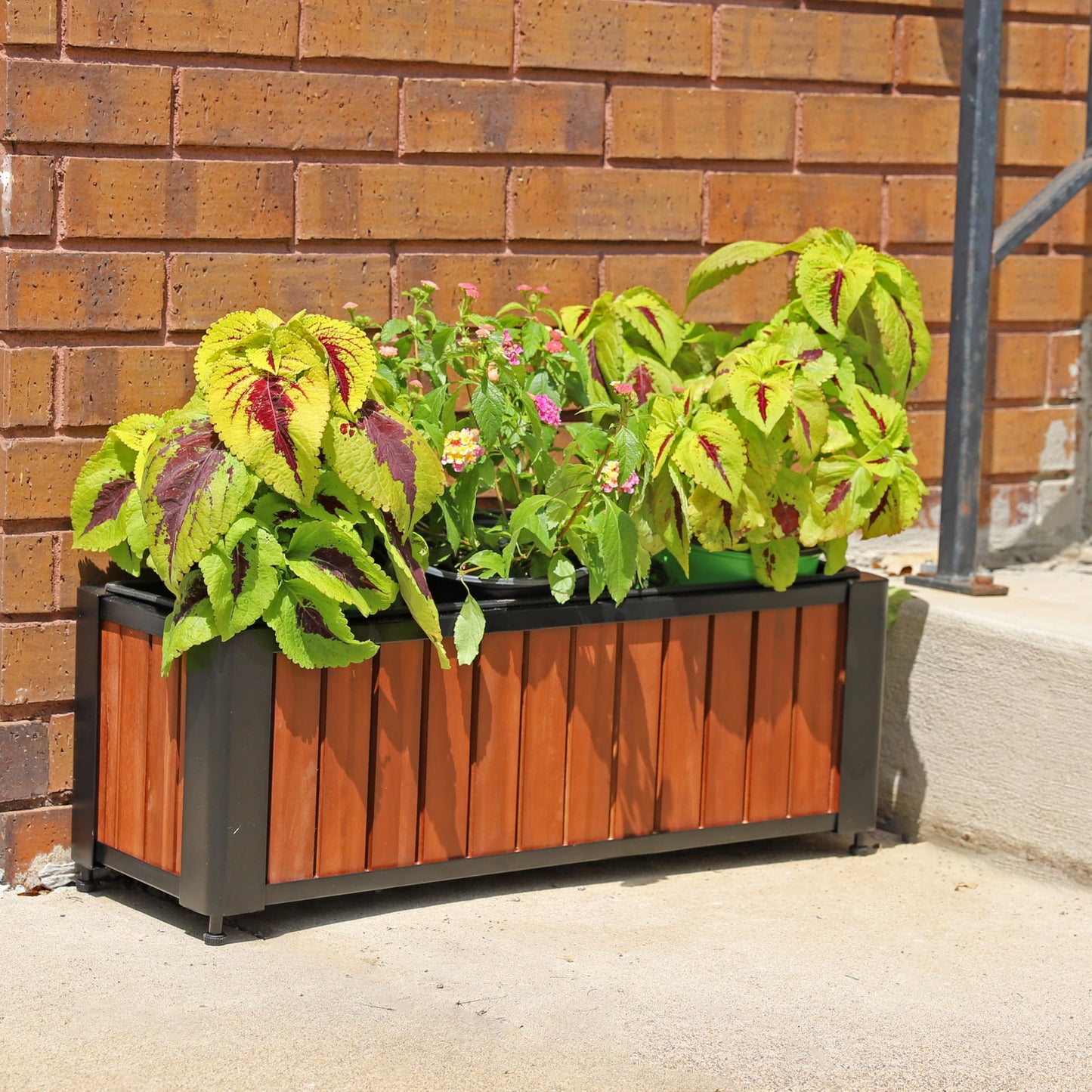 Sunnydaze Slatted Rectangular Wood Planter Box with Powder-Coated Steel Frame - 24" Acacia Wood Planter with Removable Liner - 3.7 Gal Capacity