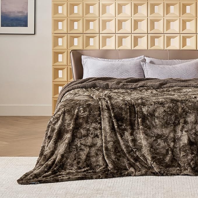 Bedsure Sherpa Blanket Queen Size - Soft, Fuzzy & Fluffy Faux Fur - Warm, Cozy Blanket for Couch, Sofa and Bed, Tie Dye Design, Brown, 90x90 Inches