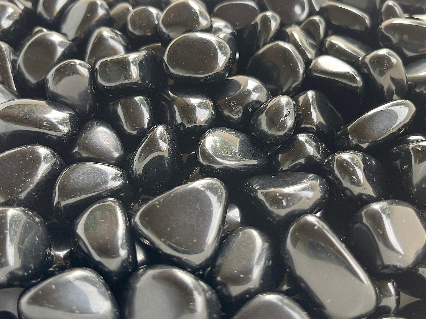GAF TREASURES 5 Pcs Black Obsidian Tumbled Stones, Polished Black Obsidian Stone, Black Obsidian Healing Crystals (Black Obsidian)