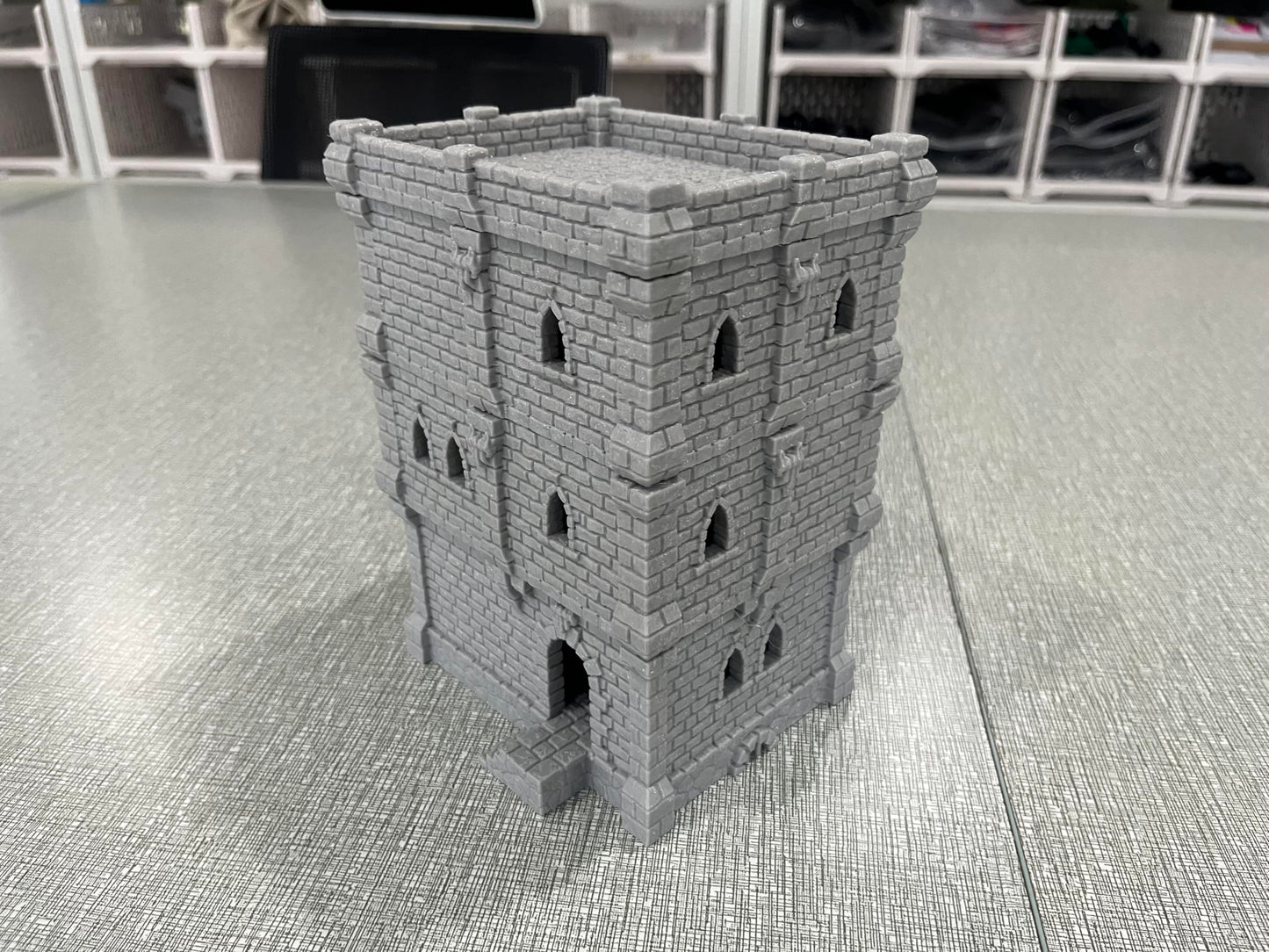 HAUTICO Medieval Castle Tabletop Terrain Set for 18mm & 28mm Miniatures – Paintable Wargame & Diorama Building Kit (3 Floors)