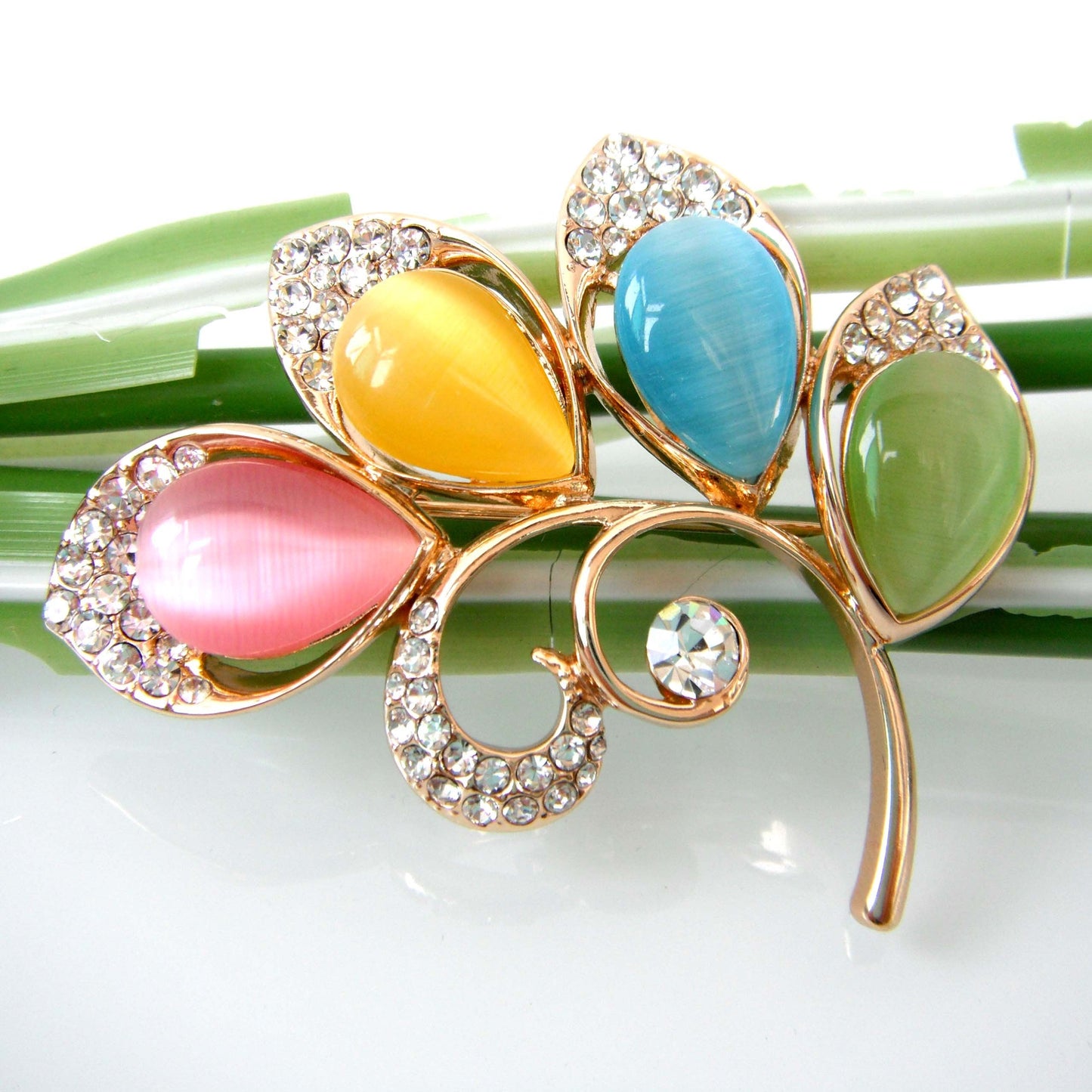 Navachi 18k Gold Plated Colorful Created-Opal Crystal Branches Leaves Az8034b Brooch Pins
