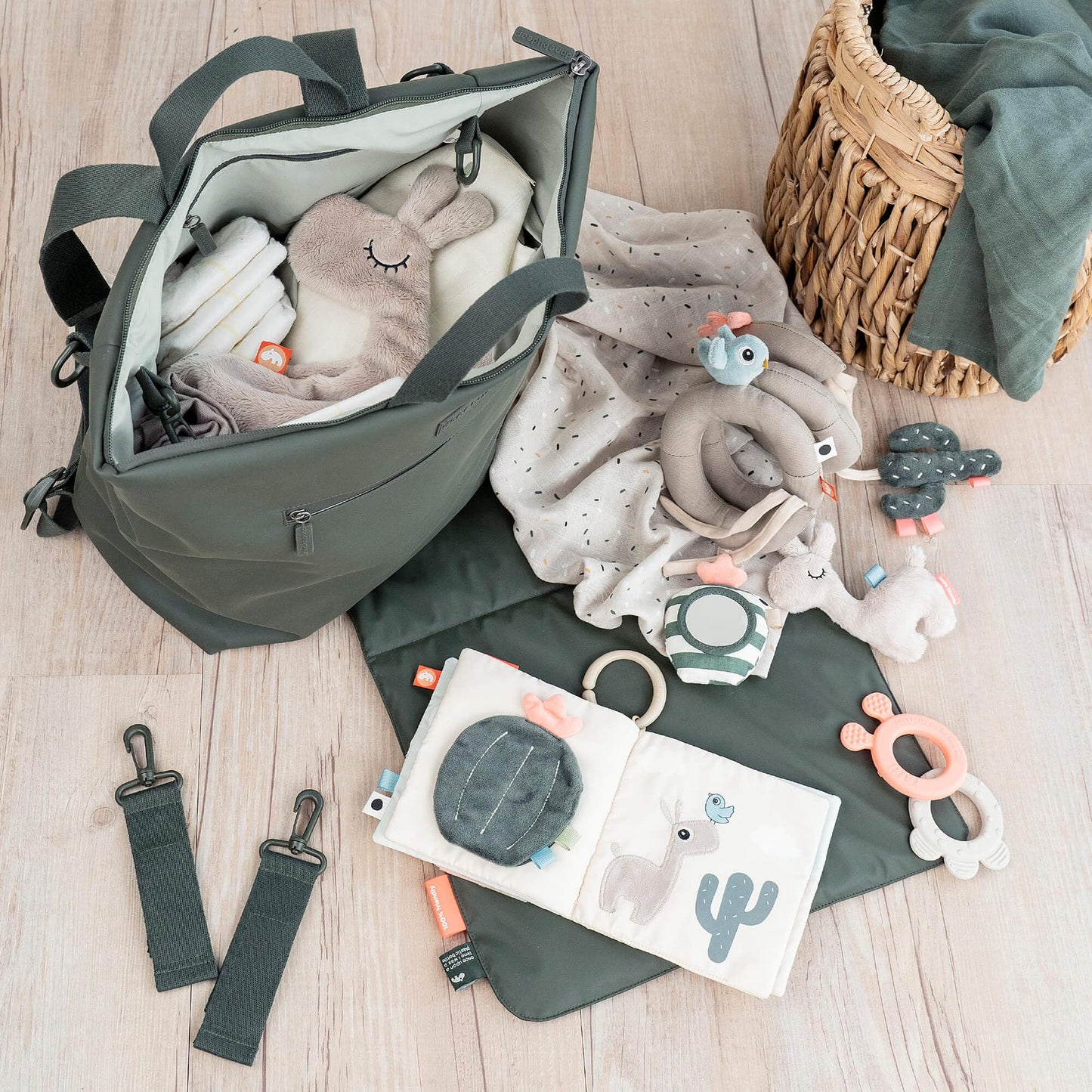 Done by Deer Car Seat Toys Hanging - Activity Spiral – Sensory Baby Toy with Mirror with Sound & Crinkle Sounds - Attachable to Cot, Carseat & Stroller - Soft & Baby-Friendly Materials