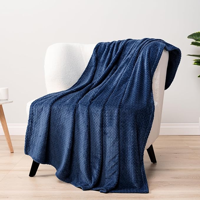 PAVILIA Soft Fleece Navy Blue Throw Blanket for Couch, Lightweight Plush Warm Blankets for Bed, Fuzzy Cozy Flannel Blanket Throw for Sofa, Travel, Jacquard Pattern, Navy Blue, 50x60 inch