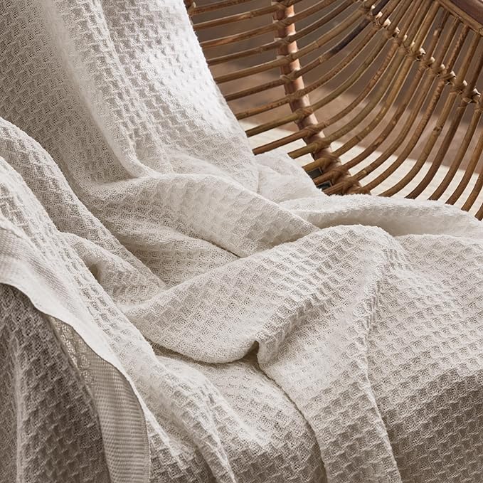 Bedsure 100% Cotton Blanket Queen Size for Bed - Breathable and Soft, Waffle Weave Blanket for Summer Spring, Khaki (a Little Bit Yellow), 90x90 Inches