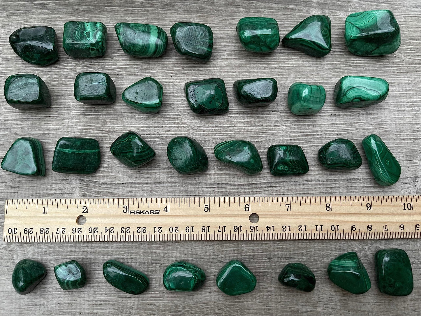 GAF TREASURES 5 Pcs Malachite Tumbled Stones, Polished Natural Malachite Gemstone, Malachite Healing Crystals (Malachite)