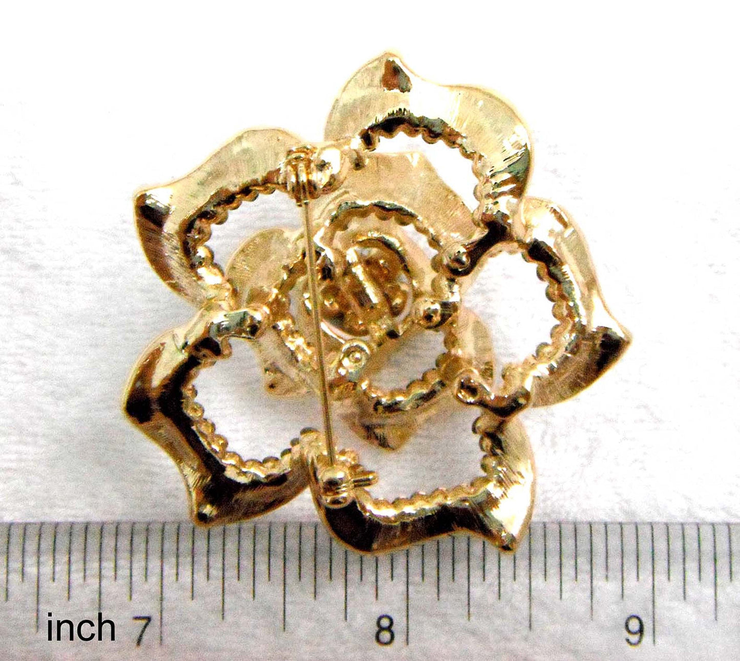 Navachi 18k Gold Plated Clear Crystal White Enamel Flower Az7433b Brooch Pin