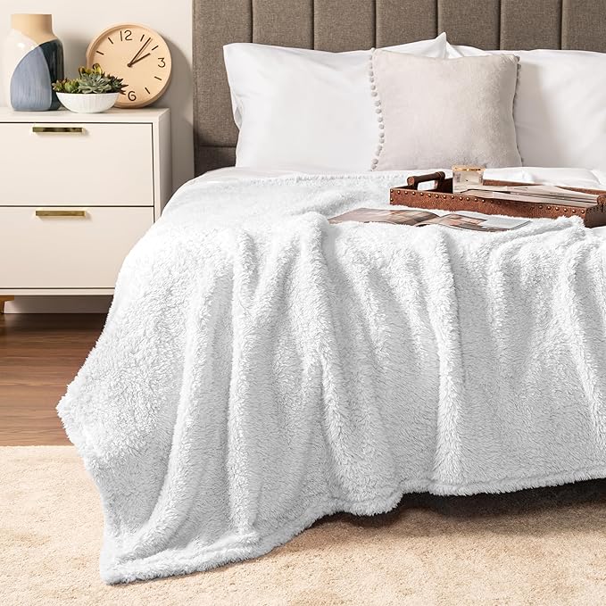 PAVILIA Sherpa Throw Blanket for Couch Sofa, White Fluffy Warm Plush Blanket for Bed, Cozy Super Soft Lightweight Throw, Fuzzy Decorative Blanket, All Season Home, 50x60