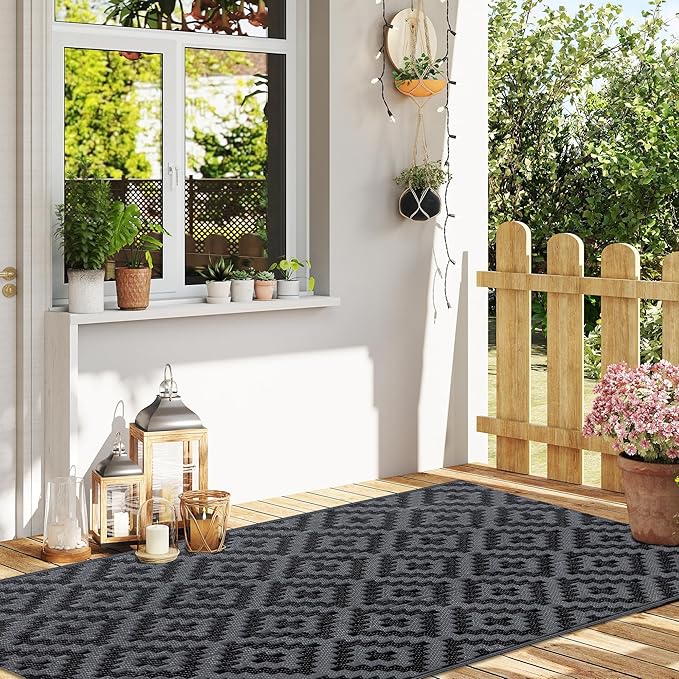 SAND MINE Waterproof Outdoor Rug 8x8 ft, Plastic Reversible Rug, Modern Area Rug, Large Floor Mat for Outdoors, RV, Patio, Backyard, Deck, Picnic, Beach, Camping (3' x 5', Black Grey Lattice)
