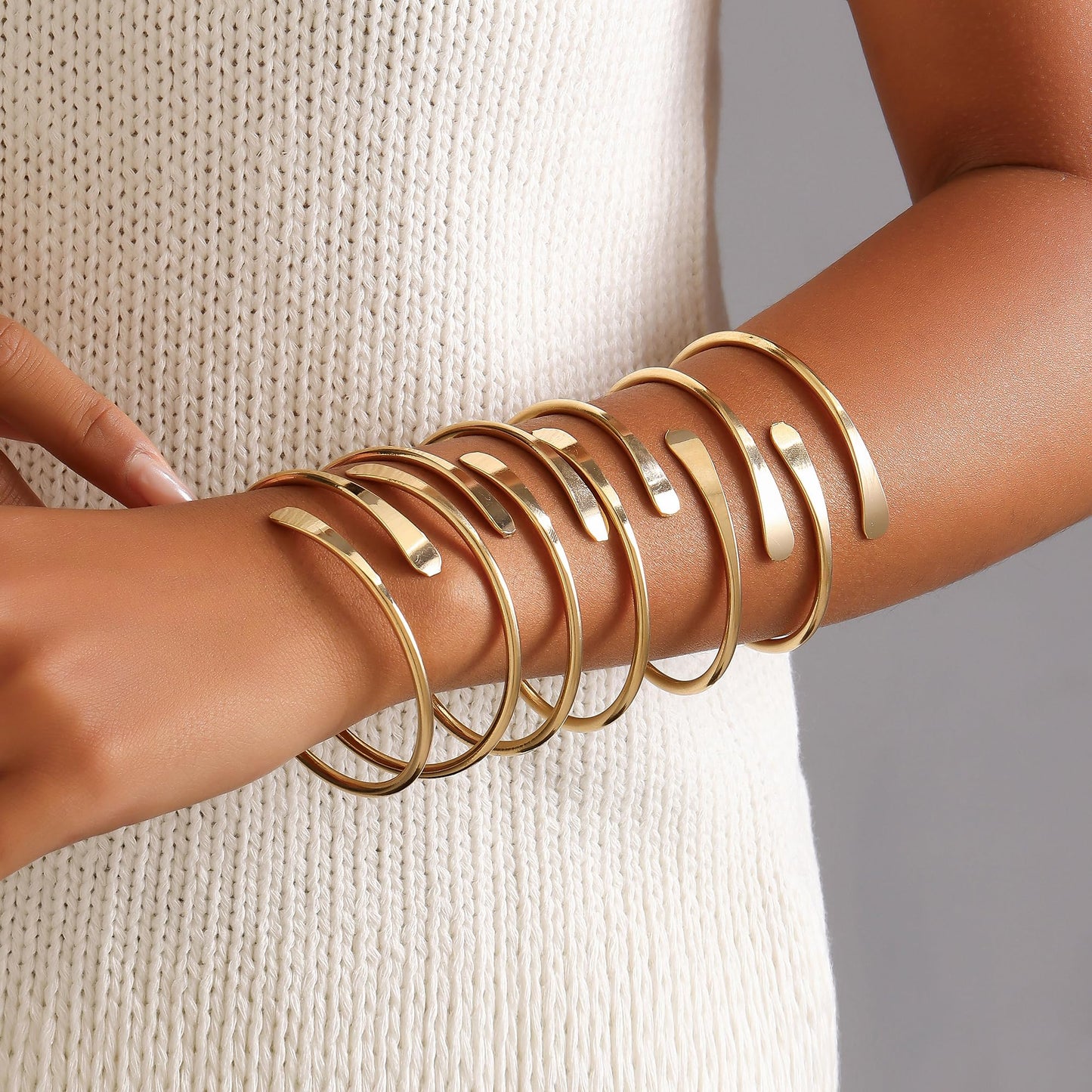 AYWFCBF Gold Cuff Bangles Bracelets for Women, 14k Gold Plated Adjustable Open Cuff Stackable Bracelets Set Boho Jewelry for Women