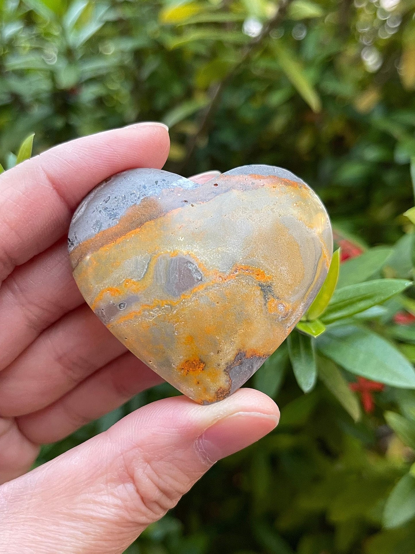 GAF TREASURES Bumble Bee Jasper Gemstone Hearts, Polished Bumble Bee Jasper Puffy Hearts, Bumble Bee Jasper Crystal Palm Stone, Bumble Bee Jasper Healing Crystal Hearts (1 Heart)