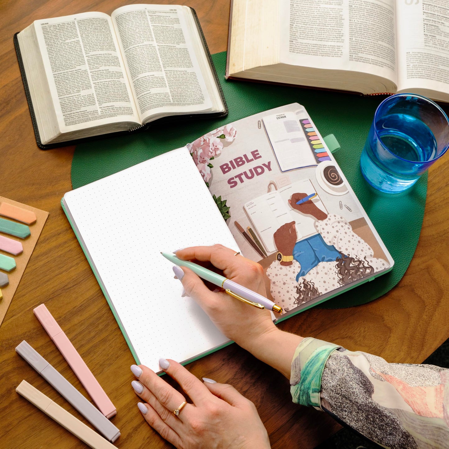Clever Fox Bible Study Journal – Church Notes Notebook – Note Taking & Journaling Kit – Faith Based Religious Gifts & Accessories (Mint Cream)