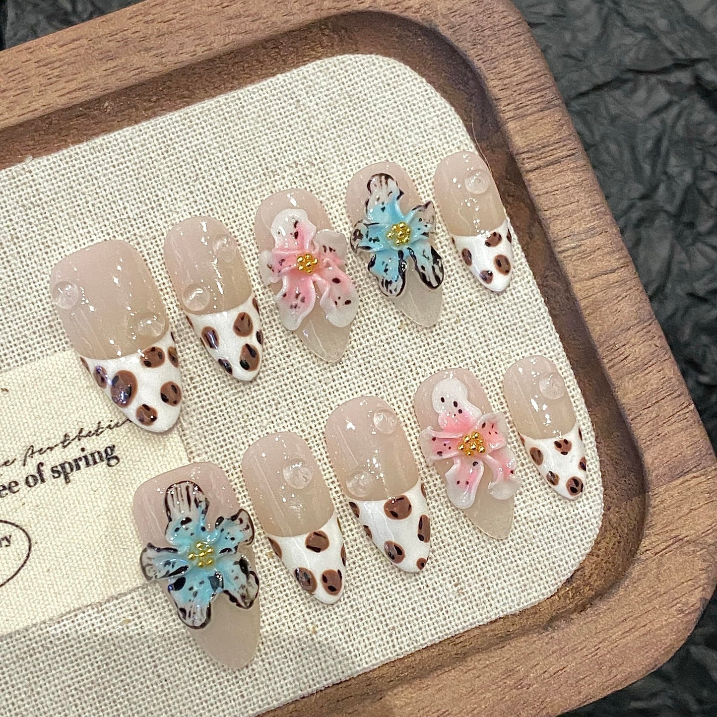 Handmade Press on Nails – Reusable False Nails with Leopard Print French Design, Gradient Tropical 3D Flower Art, Medium Almond Shaped Fake Nails (10PCS-M)