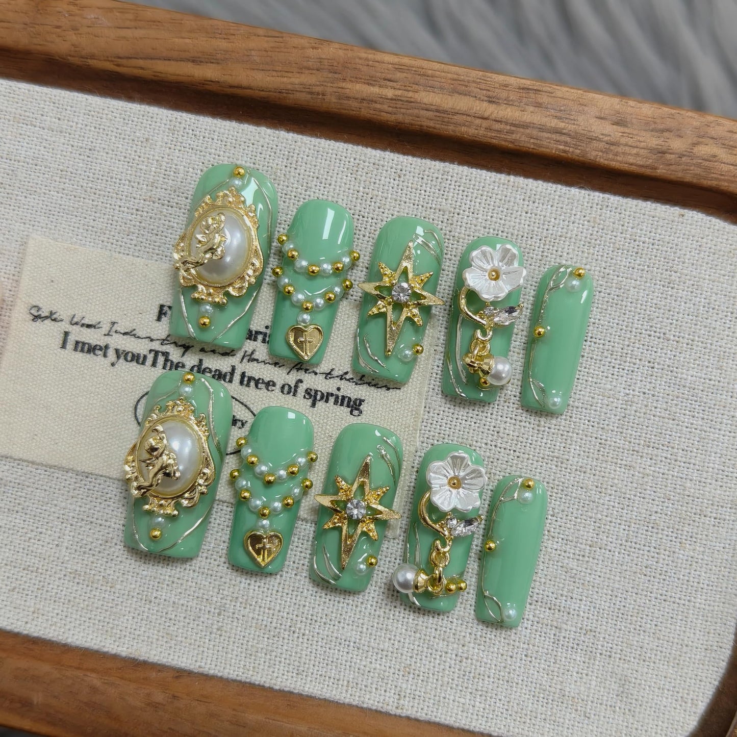 TENPAL Handmade Press on Nails Medium Square,Green Gold Gothic Angel Sweet Sexy Glitter Fake Nails Reusable Daily Wear Salon Acrylic False Nails for Women Girls 10PCS(L)